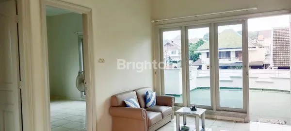 image RUMAH MEWAH SRONDOL BUMI INDAH SEMARANG (6)