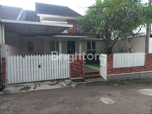 image RUMAH ASRI & MODERN DI CINERE – LIMO (1)