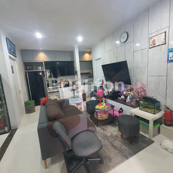 image RUMAH SIAP HUNI DI CLUSTER ATLANTA, GADING SERPONG (4)