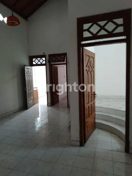 image RUMAH GAYUNGSARI BARAT (7)