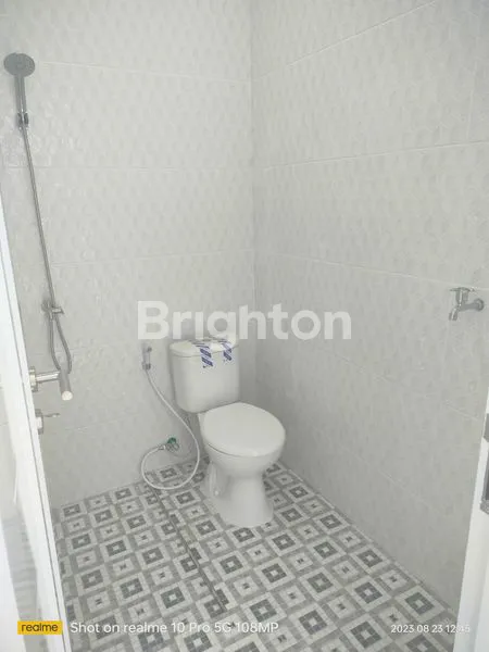 image DISEWAKAN RUMAH CANTIK TERAWAT DI BDI (2)