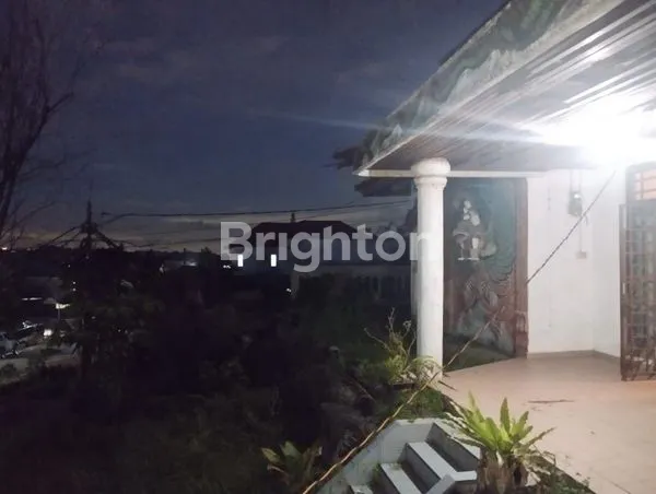 image RUMAH MEWAH DAN BESAR SERTA TANAH YANG LUAS DEPAN BELAKANG RUMAH DI TIBAN 1  (6)