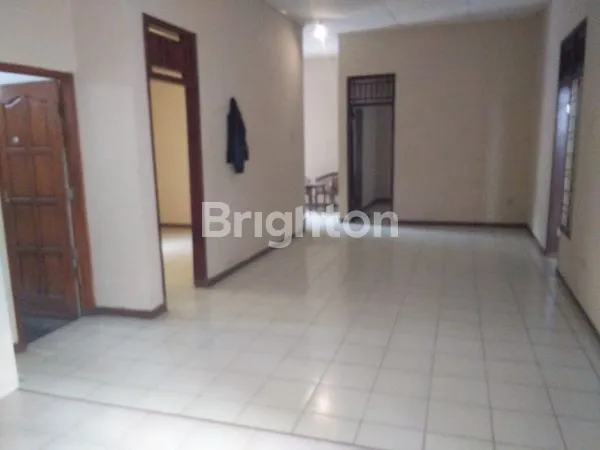 image RUMAH GRIYA YASA GENTAN  3+1KT, LT 168M2 (4)