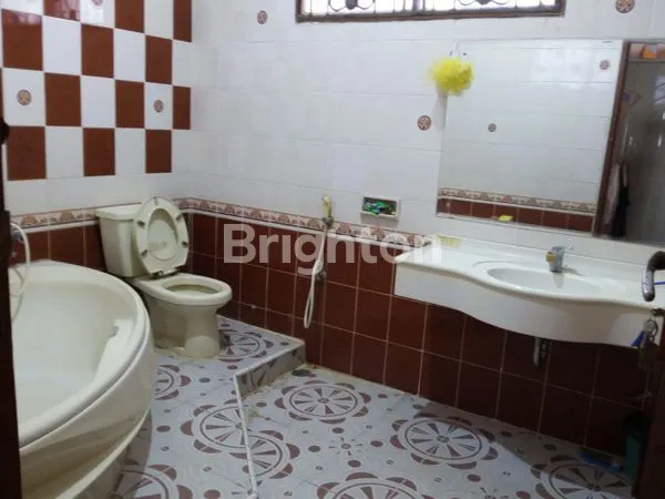 image HUNIAN EKSKLUSIF CHRYSANT, 2 LANTAI, LUAS & STRATEGIS (4)