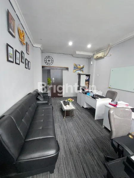 RUKO 4 LANTAI STRATEGIS SERIUS CEPAT GAMBIR JAKARTA PUSAT