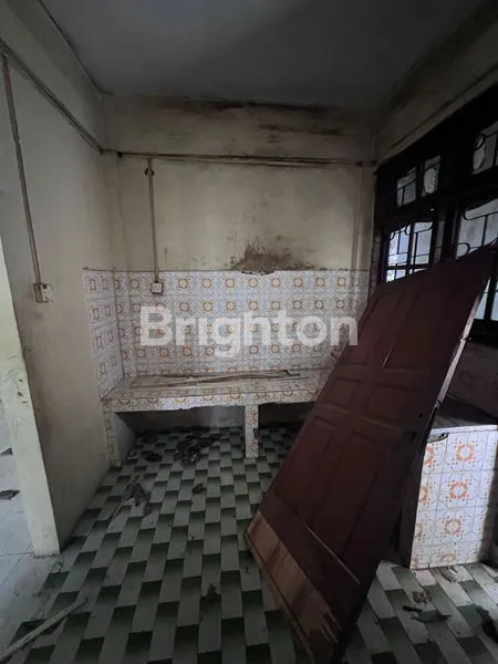 image RUMAH BESAR DEPAN JALAN UMUM  DI BALOI COCOK UNTUK RENOVASI BUAT INVESTASI (6)