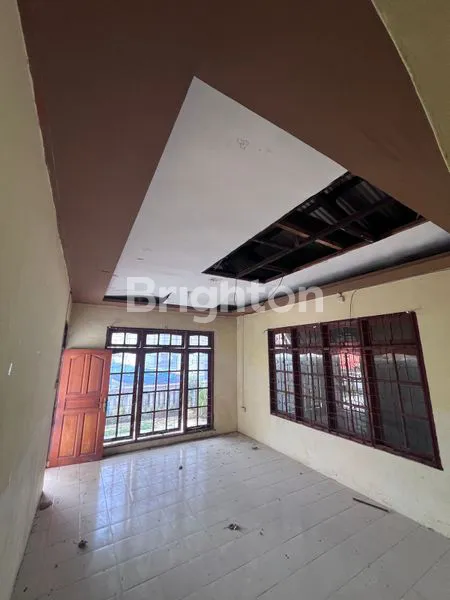 image RUMAH BESAR DEPAN JALAN UMUM  DI BALOI COCOK UNTUK RENOVASI BUAT INVESTASI (5)