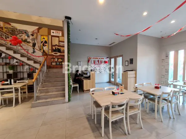 image RUKO DUA LANTAI SIAP PAKAI LOKASINYA SANGAT STRATEGIS POSISINYA DI PINGGIR JALAN AMAN DAN NYAMAN AKSES MUDAH KEMANA MANA BEKASI JAWA BARAT  (6)