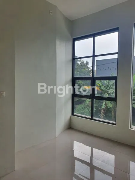 image RUMAH BARU DI WIGUNA, GUNUNG ANYAR (4)