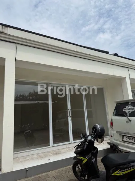 image SEWA TOKO DI LABUAN SAIT, LOKASI RAMAI & SIAP PAKAI (1)