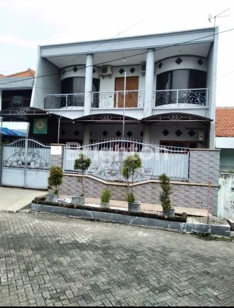 image RUMAH BAGUS SIAP HUNI 2 LT DI JEMURSARI (1)