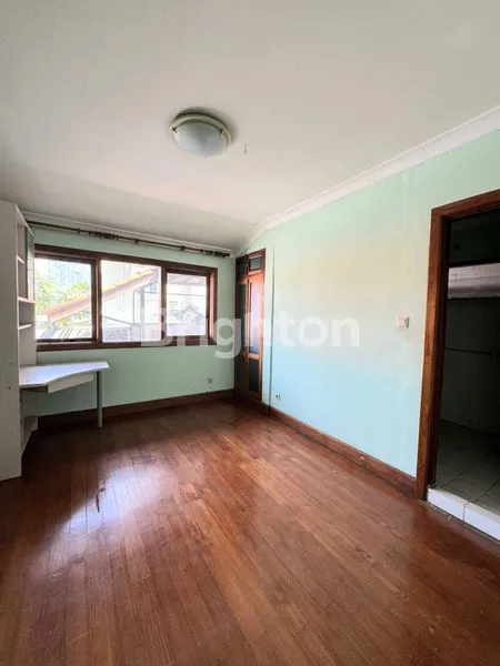 image RUMAH JL.FATMAWATI JAKARTA SELATANLT 535M LB 600M 2 LANTAI\NBONUS SWIMMING POOL (7)