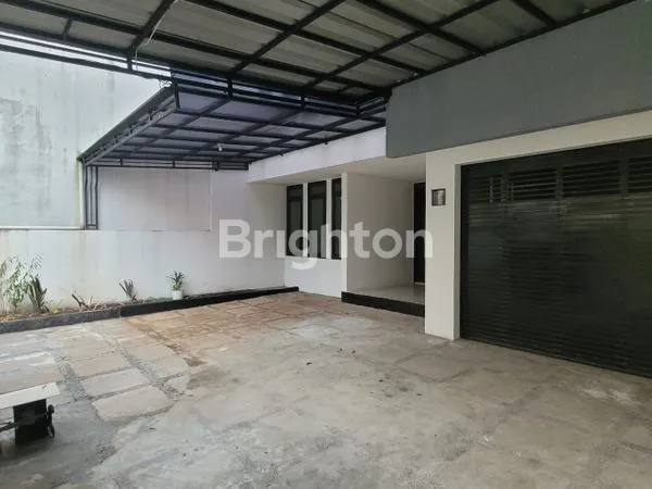 image RUMAH 2 LANTAI SHM DI BATUNUNGGAL, LT 180M² (3)