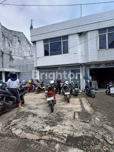 image RUKO 2 LANTAI DI PUSAT KOTA BATU SANGAT COCOK BUAT SEMUA USAHA  (1)
