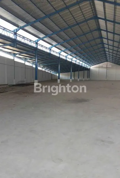 image GUDANG BARU SIAP HUNI, AKSES KONTAINER & LOKASI STRATEGIS (2)