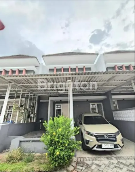 image RUMAH 2 LANTAI SIAP HUNI, WISATA SEMANGGI MANGROVE-SURABAYA (2)