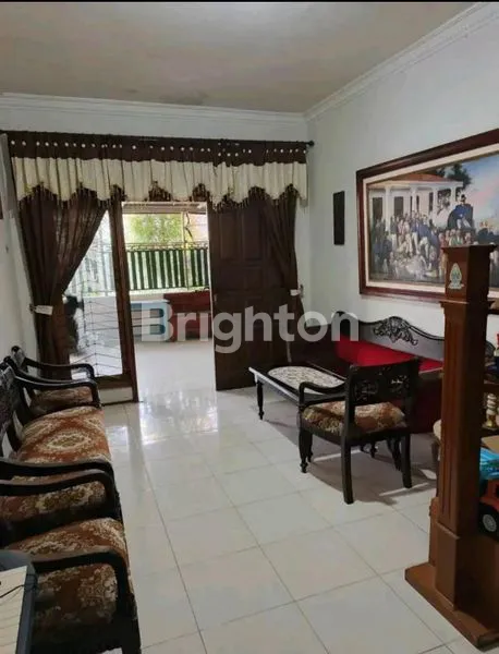 image RUMAH 2 LANTAI DI PBI MALANG, GARASI 2 MOBIL, DEKAT BINUS (4)