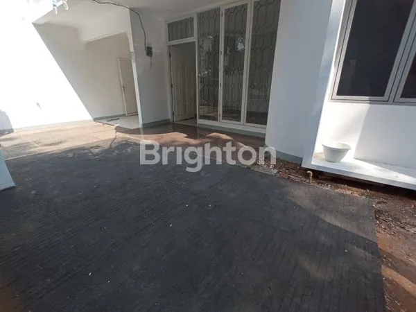 image RUMAH BAGUS LUAS TANJUNG DUREN JAKARTA BARAT (2)