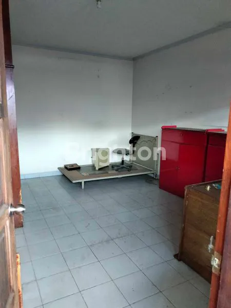 image RUMAH EX RESTO STRATEGIS DI SUKOMANUNGGAL, SURABAYA (8)