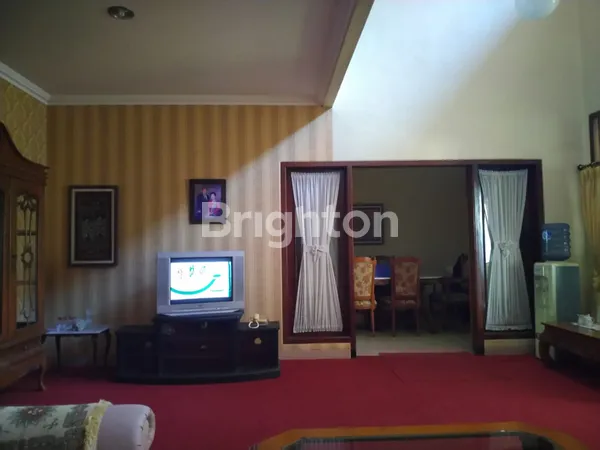 image RUMAH DI PERUMAHAN MEWAH DAN ESKLUSIF DI SRONDOL BANYUMANIK DEKAT EXIT TOL (5)