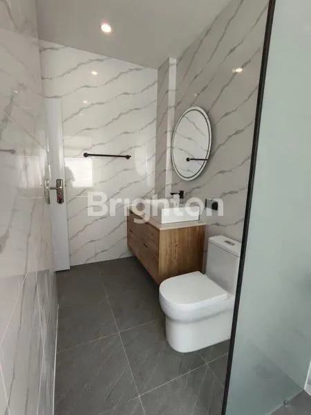 image VILLA MEWAH 2 LANTAI DI SANUR, SIAP HUNI & FURNISHED (3)