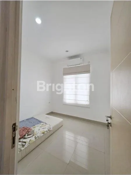 image WIGUNA RUMAH SIAP HUNI TERAWAT JARANG ADA LOKASI STRATEGIS BISA NEGO (8)