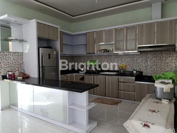 image RUMAH BERSIH DIJUAL MINIM RENOVASI DI PERMATA JINGGA  (5)