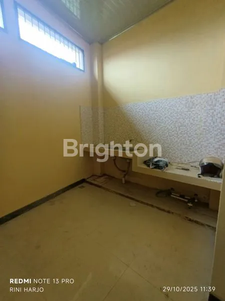 image RUKO 4 LANTAI DI DEKAT IAIN SAMARINDA SEBERANG  (4)