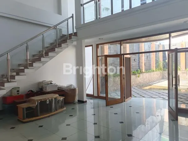 image JUAL RUMAH ASRI 2 LANTAI DI KAWASAN INDUSTRI HOLIS REGENCY (2)