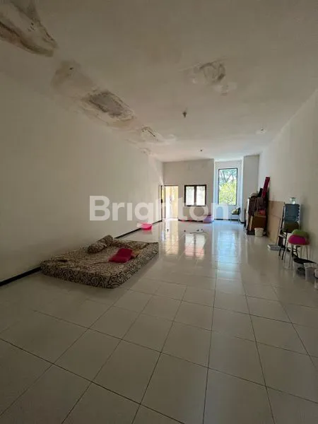 image RUKO DIJUAL LETAK STRATEGIS DI JL UTAMA SAWOJAJAR COCOK UNTUK BISNIS KULINER ATAU PERKANTORAN (3)