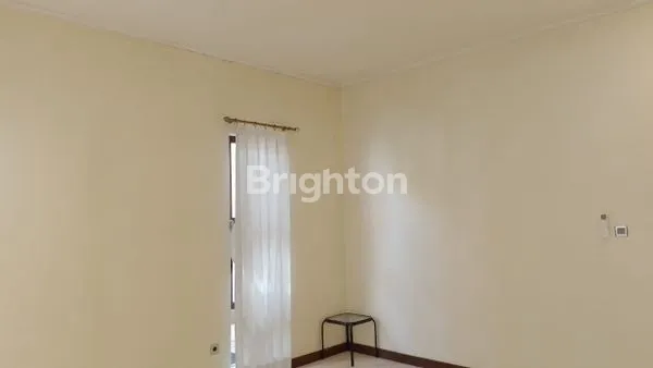 image RUMAH NYAMAN DI SANUR, LT 310M², 2 KT & 2 KM (2)