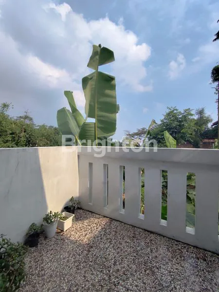 image RUMAH BERSIH TERAWAT  DALAM GANG BOJONGKONENG CIKUTRA PAHLAWAN (8)