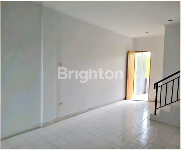 image RUKO KOMERSIAL STRATEGIS BAGUS KEBAYORAN LAMA JAKARTA SELATAN (4)