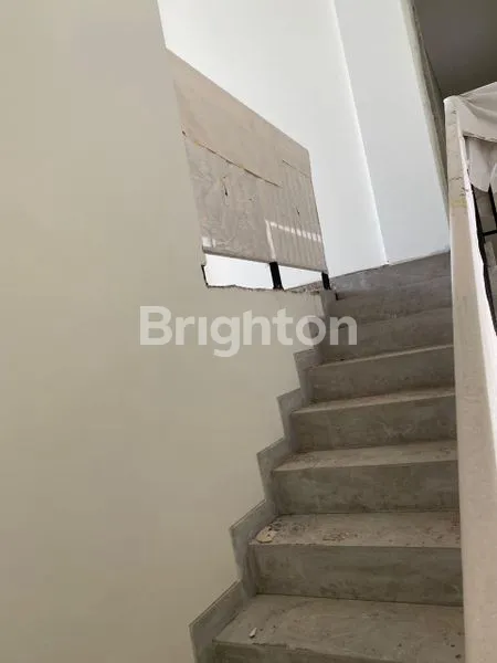 image RUKO 2 LANTAI DI CANGGU, LOKASI PRIMA (6)