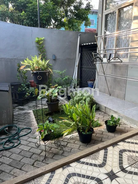 image RUMAH LUAS SIAP HUNI LT 200 M² | 4 KT 3KM | CARPORT 2 MOBIL | SHM – SERAB GDC DEPOK (3)