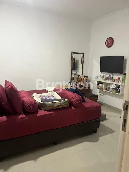 image RUMAH LUAS SIAP HUNI LT 200 M² | 4 KT 3KM | CARPORT 2 MOBIL | SHM – SERAB GDC DEPOK (6)