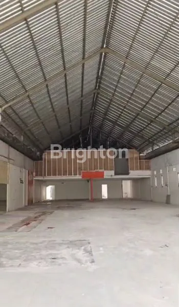 image DISEWAKAN GUDANG COCOK UNTUK LOGISTIC ATAU  KANTOR SIAP PAKAI DI DENPASAR (1)