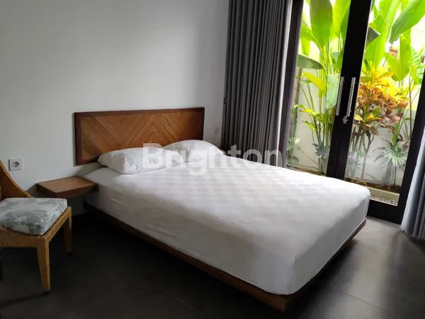 image VILLA MODERN 3 KT DI SANUR, LT 178 M², KOLAM RENANG (4)