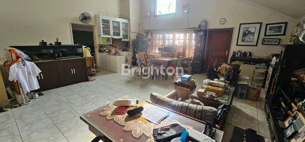 image RUMAH 3 LANTAI JALAN TERATAI TANJUNG BARAT INDAH JAKARTA SELATAN (7)
