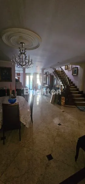 image RUMAH 3 LANTAI JALAN TERATAI TANJUNG BARAT INDAH JAKARTA SELATAN (5)