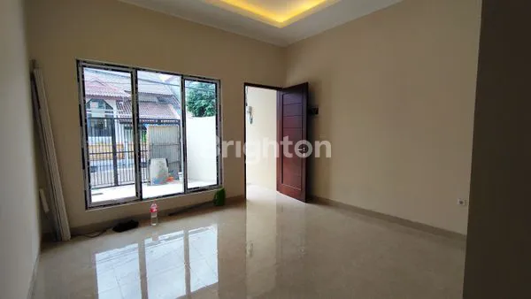 image RUMAH DURI KEPA 3 LANTAI (2)