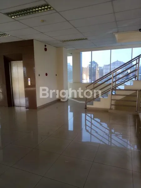 image GEDUNG STRATEGIS DI MENTENG, 5 LANTAI SIAP PAKAI & FURNISHED (2)