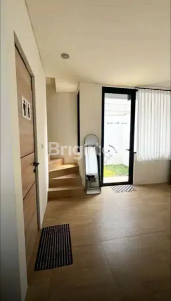 image DISEWAKAN RUMAH 2 LANTAI DI PARK SERPONG – CENDANA PRIVE (2)