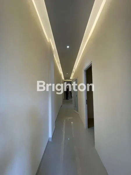 image DISEWAKAN RUKO 4 LANTAI KEMANG RAYA JAKARTA SELATAN EX KLINIK KECANTIKAN - PARKIR LUAS DAN FREE IPL (2)