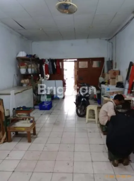 image RUKO 3 LANTAI TAMAN RATU INDA DEKAT JALAN PANJANG JAKARTA BARAT (3)