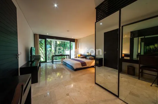 image LUXURY VILLA DI SUKAWATI GIANYAR (7)