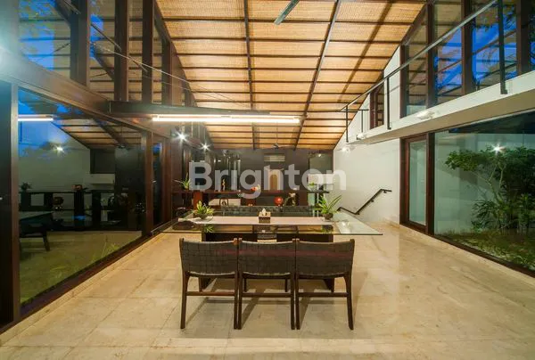 image LUXURY VILLA DI SUKAWATI GIANYAR (8)