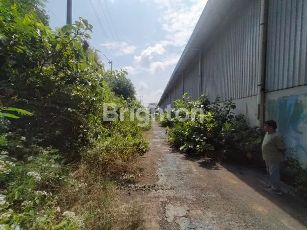 image GUDANG EX PABRIK DI 5 MENIT DARI EXIT TOL (6)