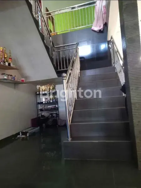 image RUMAH LUXURY   2 LANTAI  DI TIBAN 3 (5)