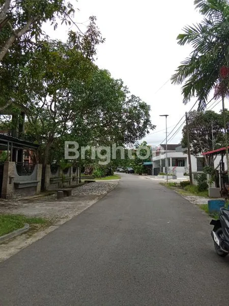 image RUMAH LUXURY   2 LANTAI  DI TIBAN 3 (2)